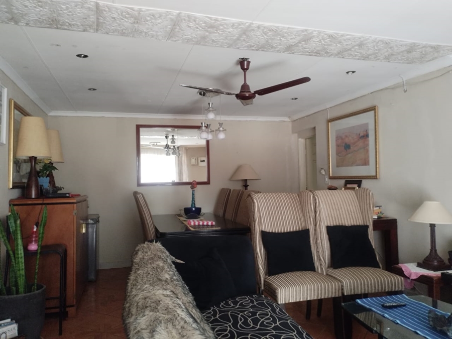 5 Bedroom Property for Sale in Mogwase North West